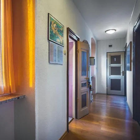Nena Guest house